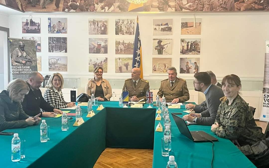 Održan je konsultativni sastanak predstavnika/ca Ministarstva odbrane i Oružanih snaga BiH, Agencije za ravnopravnost spolova BiH/MLJPI BiH, NATO štaba u Sarajevu i ambasade Velike Britanije u Bosni i Hercegovini